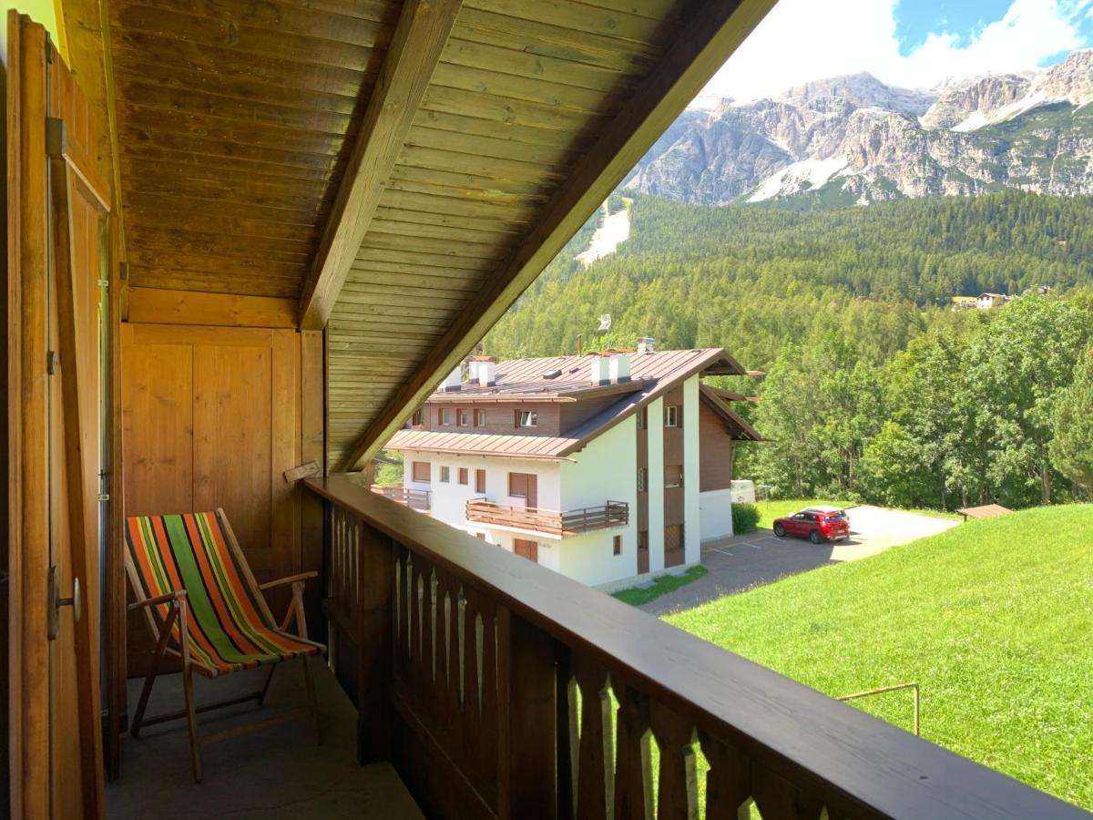 Attico Vista Tofane Apartamento Cortina dʼAmpezzo Exterior foto